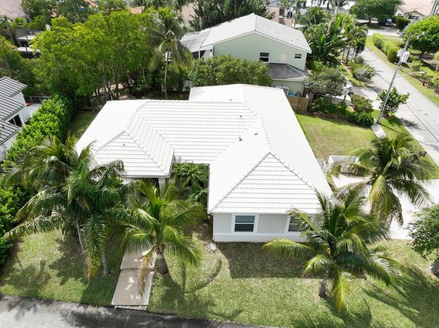 1 Kepner Dr, Boynton Beach, FL 33435