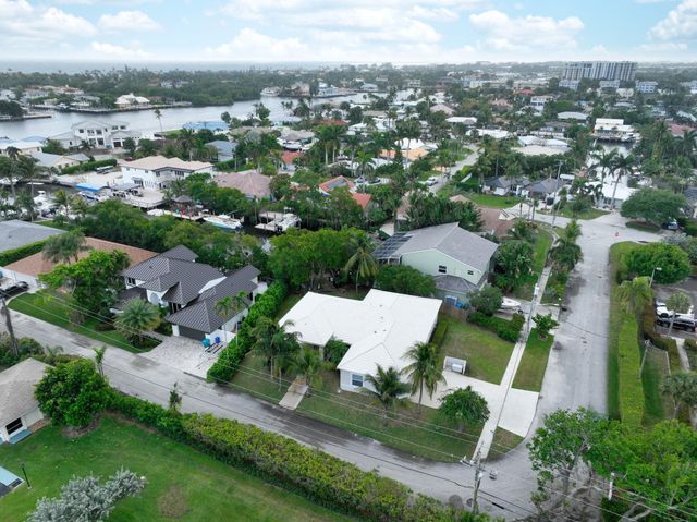 1 Kepner Dr, Boynton Beach, FL 33435