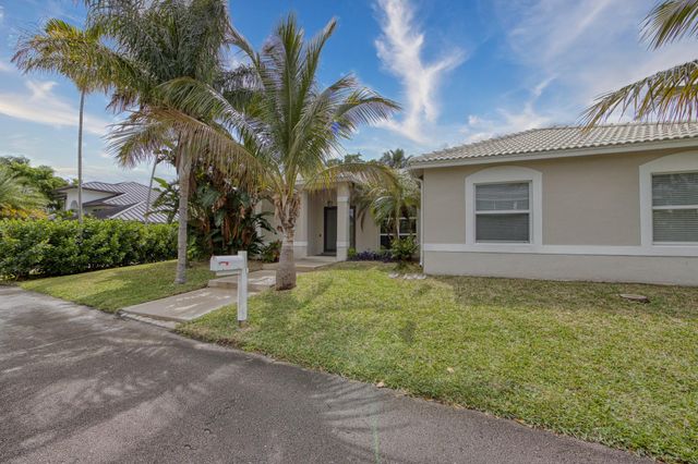 1 Kepner Dr, Boynton Beach, FL 33435