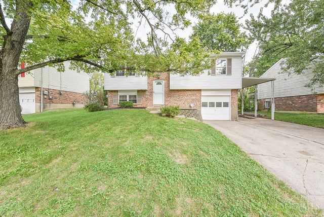9926 Pinedale Drive, Colerain Twp, OH 45231