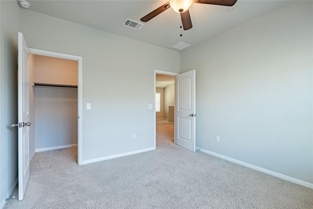 516 E Slaughter LN 1901, Austin, TX 78744