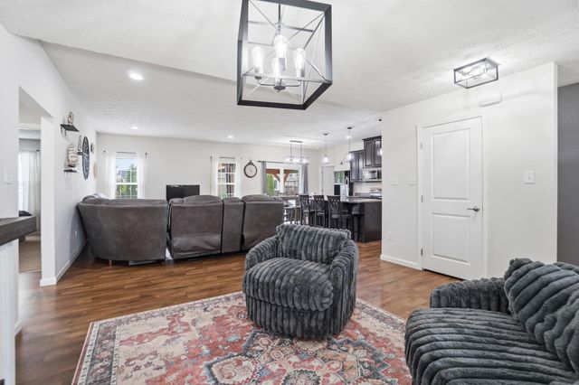 1200 Scarlet Oak Drive 1200 Scarlet Oak Drive, Tipp City, OH 45371