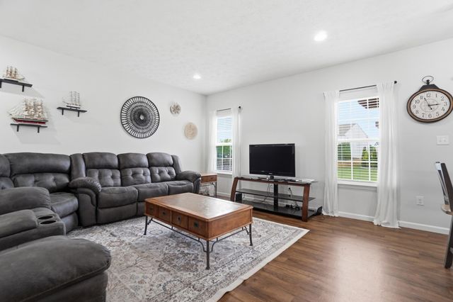 1200 Scarlet Oak Drive 1200 Scarlet Oak Drive, Tipp City, OH 45371