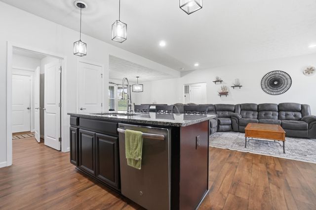1200 Scarlet Oak Drive 1200 Scarlet Oak Drive, Tipp City, OH 45371