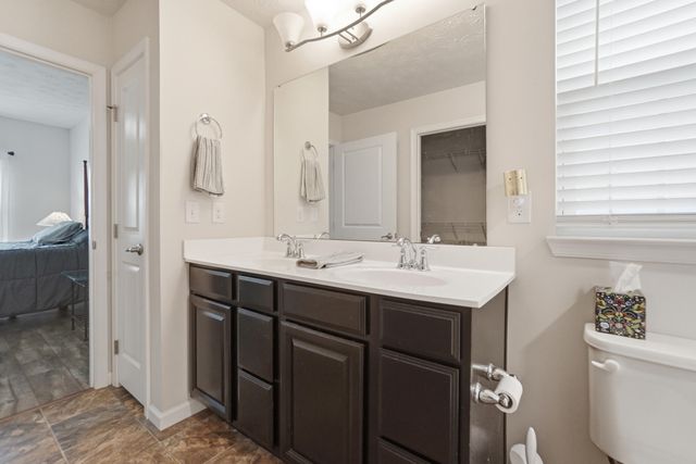1200 Scarlet Oak Drive 1200 Scarlet Oak Drive, Tipp City, OH 45371