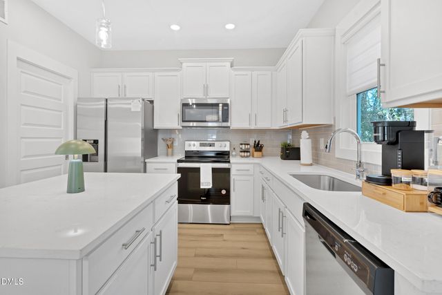 1917 Essex Road A, Durham, NC 27704