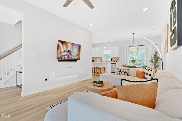 1917 Essex Road A, Durham, NC 27704