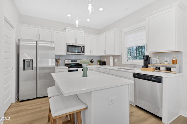 1917 Essex Road A, Durham, NC 27704