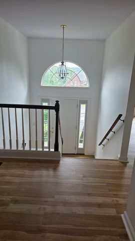 609 Glenridge Close, Nashville, TN 37221