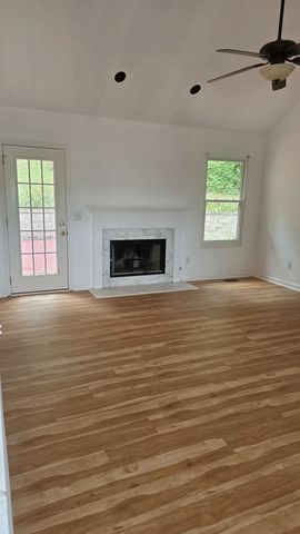 609 Glenridge Close, Nashville, TN 37221