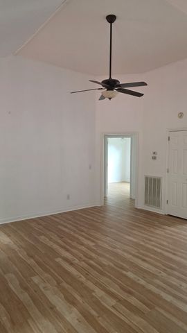 609 Glenridge Close, Nashville, TN 37221