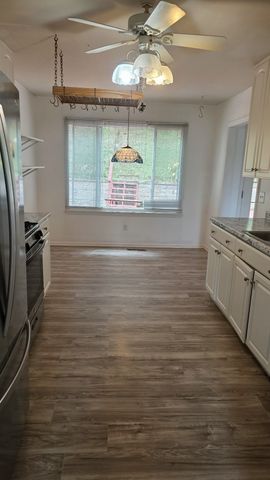 609 Glenridge Close, Nashville, TN 37221