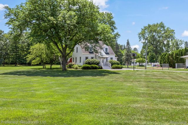 3792 Wheeler Road, Bangor Charter Township, MI 48706