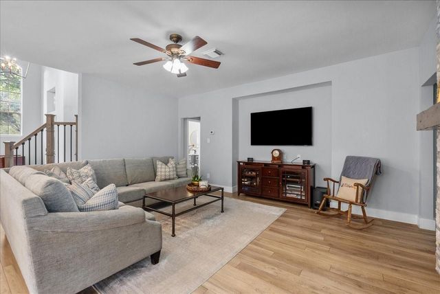 2026 Pembroke Bay Drive, League City, TX 77573