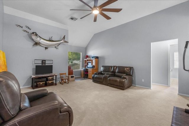 2026 Pembroke Bay Drive, League City, TX 77573