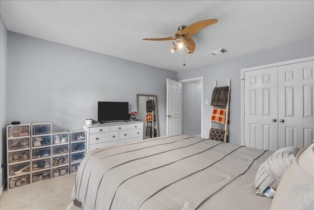 2026 Pembroke Bay Drive, League City, TX 77573