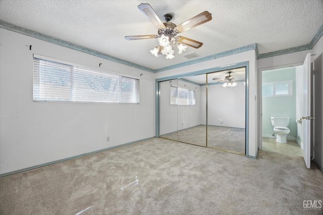 6619 Desmond Court, Bakersfield, CA 93308