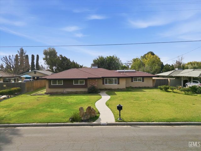 6619 Desmond Court, Bakersfield, CA 93308