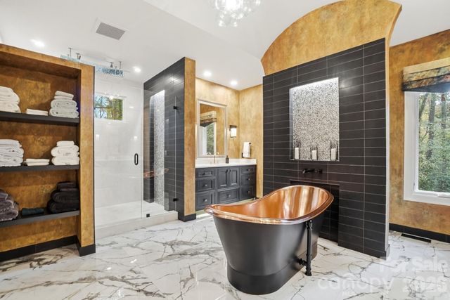 5023 Gorham Drive, Charlotte, NC 28226