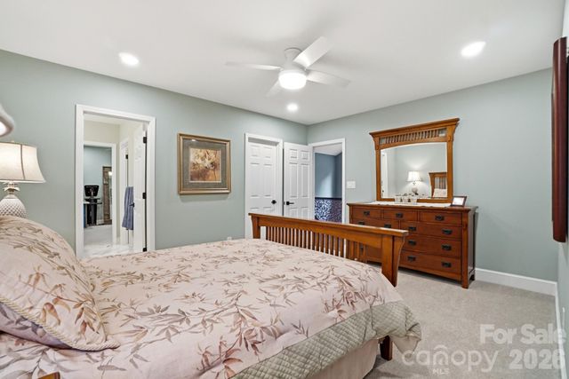 5023 Gorham Drive, Charlotte, NC 28226