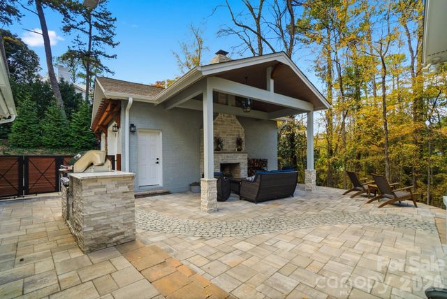 5023 Gorham Drive, Charlotte, NC 28226