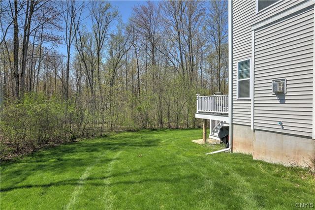 3002 Verona Court, Lysander, NY 13027