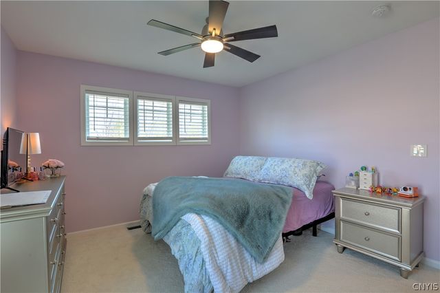 3002 Verona Court, Lysander, NY 13027