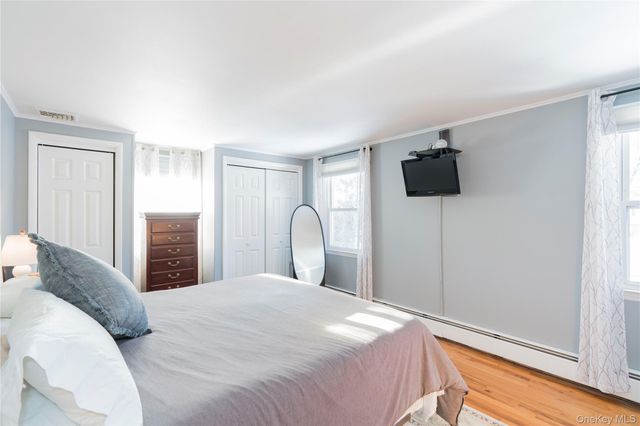 16 Saddle Ridge Drive, Hopewell Junction, NY 12533