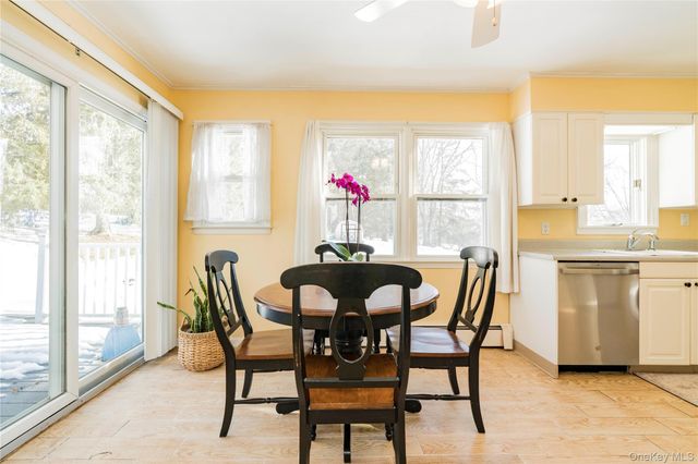 16 Saddle Ridge Drive, Hopewell Junction, NY 12533