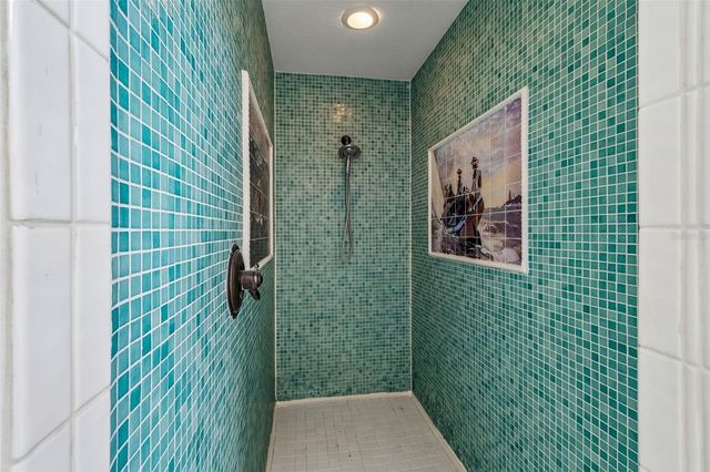 3112 W COACHMAN AVENUE, Tampa, FL 33611