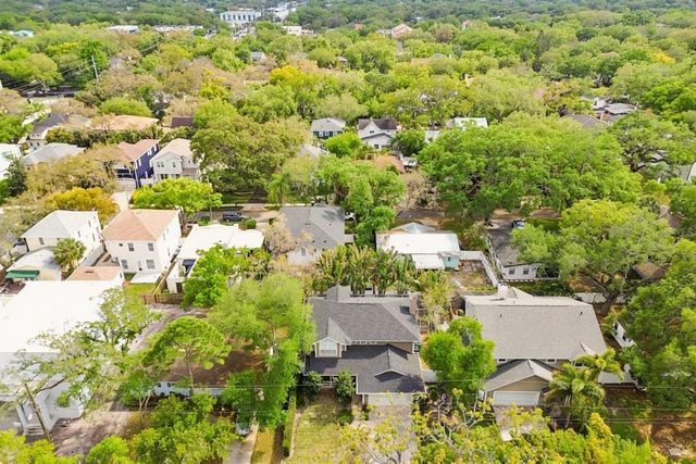 3112 W COACHMAN AVENUE, Tampa, FL 33611