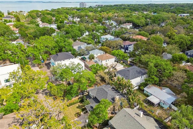 3112 W COACHMAN AVENUE, Tampa, FL 33611