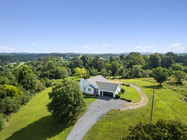 7421 Rabbit Lane, Birchwood, TN 37308