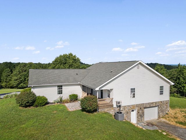 7421 Rabbit Lane, Birchwood, TN 37308