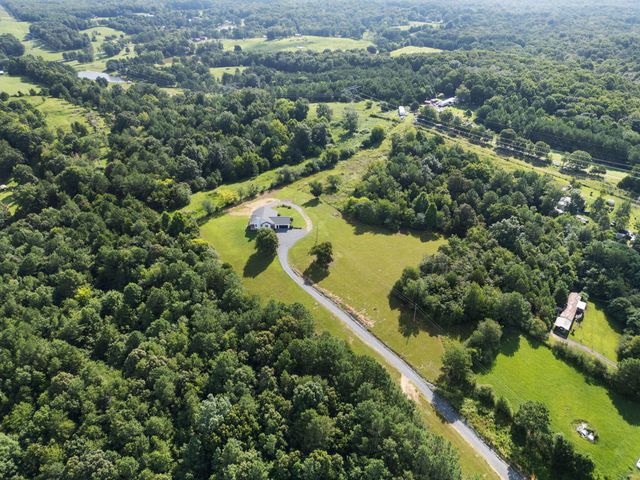 7421 Rabbit Lane, Birchwood, TN 37308
