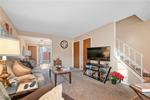 700 Lakeview Drive, Cortland, OH 44410