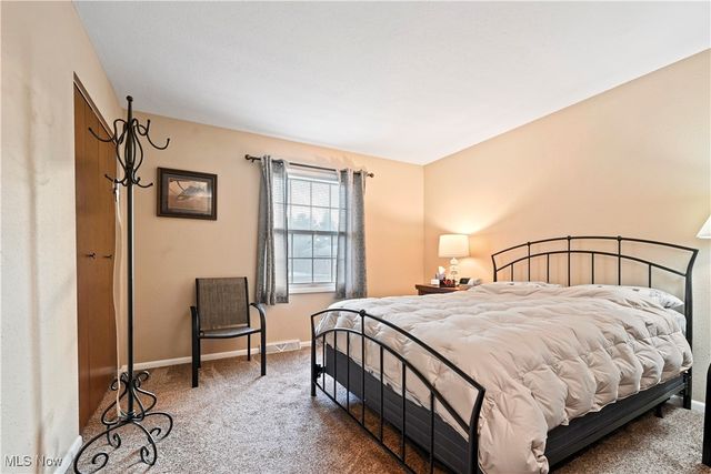 700 Lakeview Drive, Cortland, OH 44410