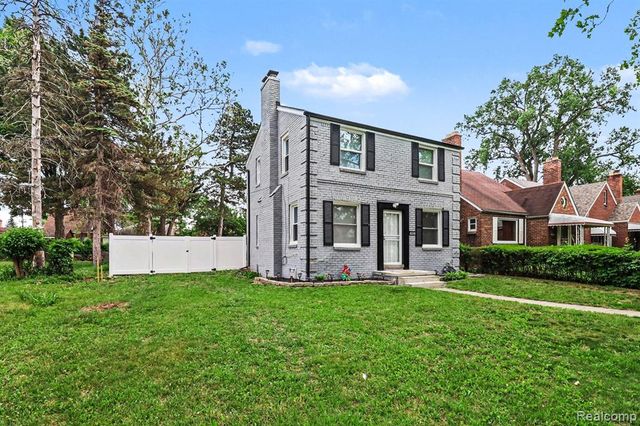 16682 Robson Street, Detroit, MI 48235