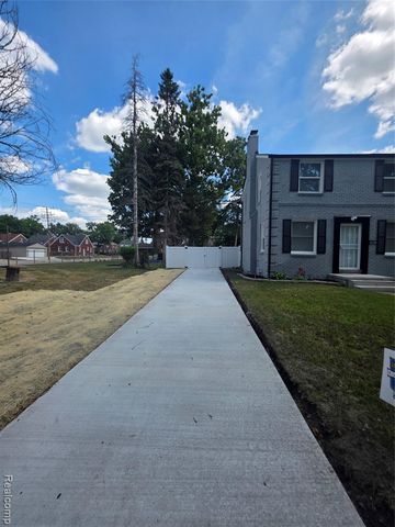 16682 Robson Street, Detroit, MI 48235