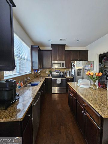 5747 Radford Loop, Fairburn, GA 30213