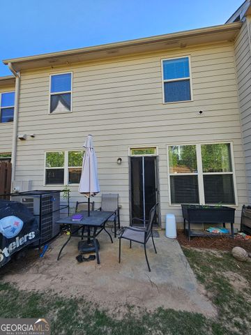5747 Radford Loop, Fairburn, GA 30213