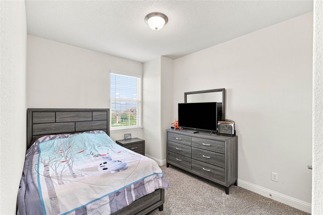 8121 Loretta Day Drive, Arlington, TX 76002