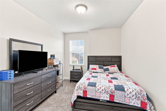 8121 Loretta Day Drive, Arlington, TX 76002