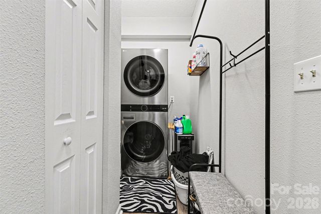 8057 Sultana Circle, Charlotte, NC 28227