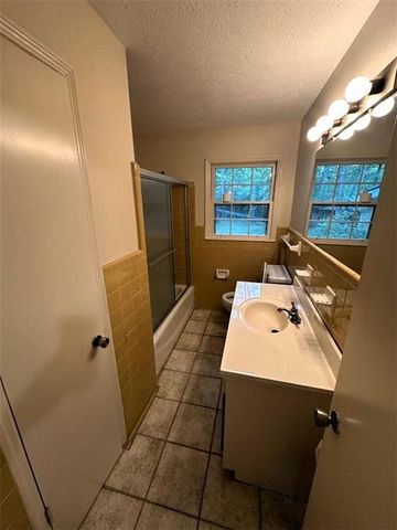 195 Dogwood SE Drive, Calhoun, GA 30701