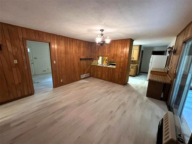 195 Dogwood SE Drive, Calhoun, GA 30701