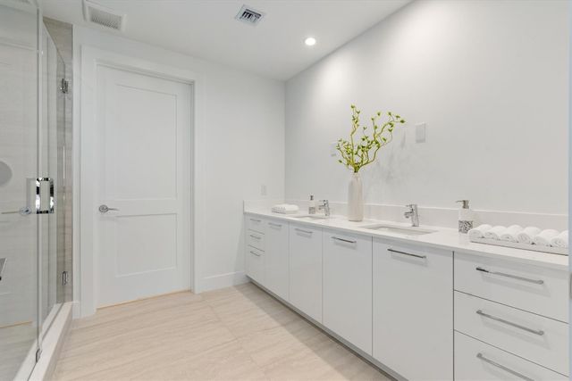 153 N Seabreeze Boulevard 1405-S, Fort Lauderdale, FL 33304