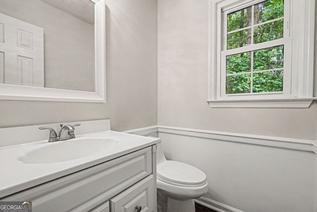 810 Deep Lake Drive NW, Kennesaw, GA 30144