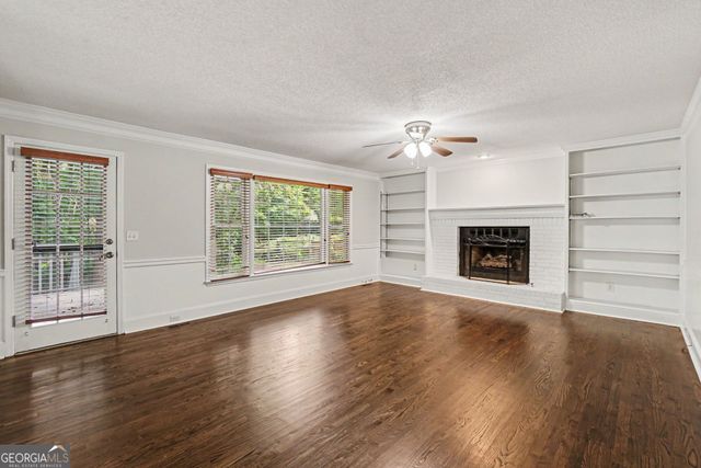 810 Deep Lake Drive NW, Kennesaw, GA 30144