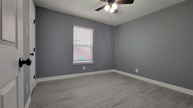 510 Donnacorey Drive, Houston, TX 77013